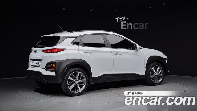 Hyundai Kona из Кореи Encar