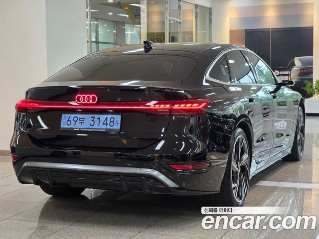 Audi A6 e-Tron Performance S line — пробег 8 830 км — фото 2 из 5
