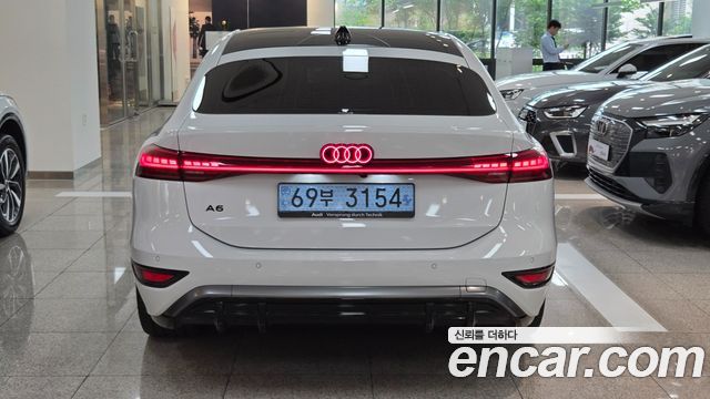 Audi A6 e-Tron Performance S line — пробег 13 900 км — фото 4 из 5