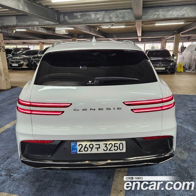 Genesis GV70 из Кореи Encar