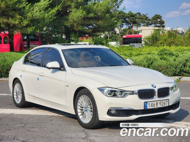 BMW 3-Series 320i Luxury — пробег 125 663 км — фото 3 из 5
