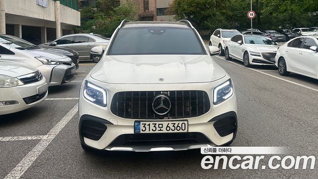 Mercedes-Benz GLB-Class GLB250 4MATIC — пробег 49 869 км — фото 1 из 5