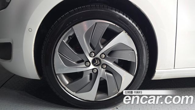Citroen-DS C4 Picasso из Кореи Encar