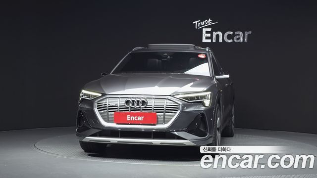 Audi e-tron из Кореи Encar