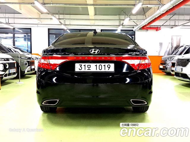 Hyundai Grandeur из Кореи Encar