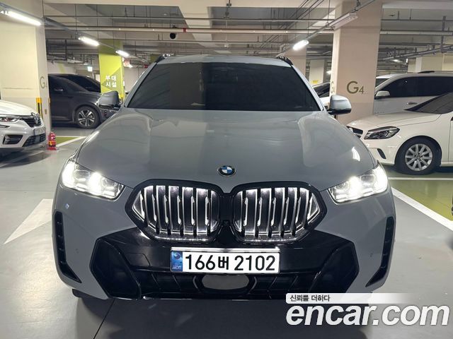 BMW X6 xDrive40i M Sport — пробег 30 600 км — фото 3 из 5