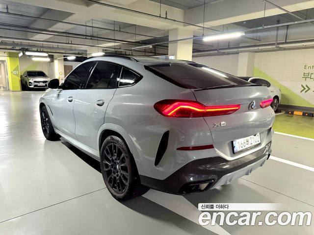 BMW X6 xDrive40i M Sport — пробег 30 600 км — фото 5 из 5
