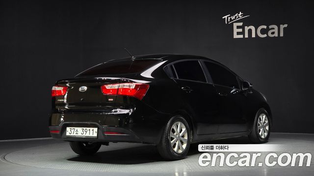 Kia pride 1.6 GDI Sedan Luxury — пробег 66 366 км — фото 2 из 5
