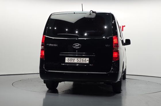 Hyundai Starex 5-Seater VAN Modern — пробег 187 939 км — фото 4 из 5