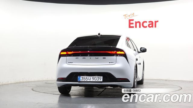Toyota Prius из Кореи Encar
