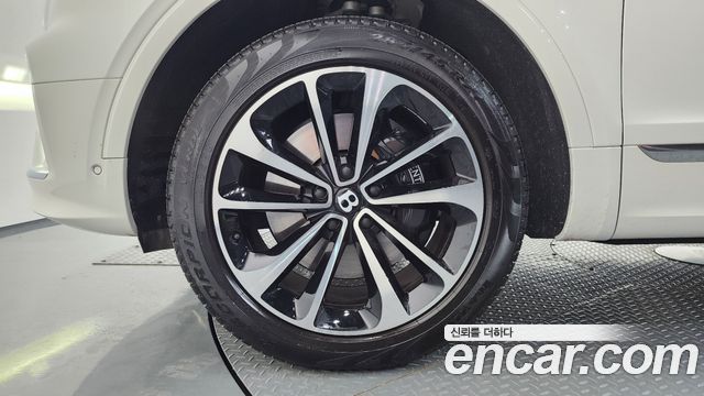 Bentley Bentayga из Кореи Encar
