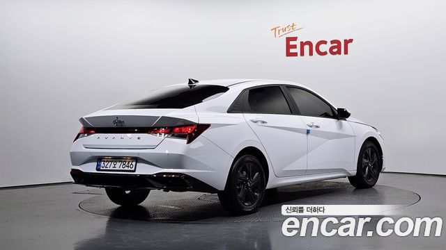 Hyundai AVANTE из Кореи Encar