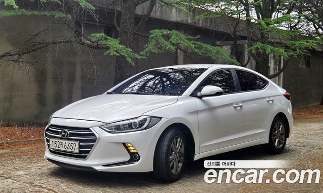 Hyundai AVANTE 1.6 e-VGT SMART Special — пробег 182 657 км — фото 2 из 5