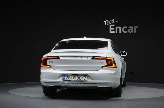 Volvo S90 T8 AWD Ultimate Bright — пробег 74 560 км — фото 4 из 5