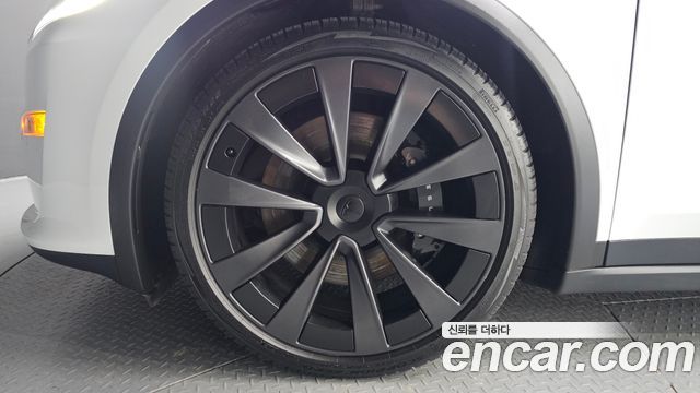Tesla Model X из Кореи Encar