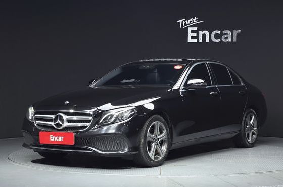 Mercedes-Benz E-Class E200 Avantgarde — пробег 121 275 км — фото 1 из 5