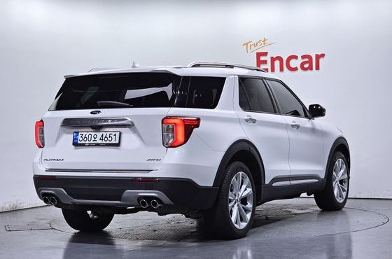 Ford Explorer 3.0 Platinum 4WD — пробег 54 116 км — фото 2 из 5