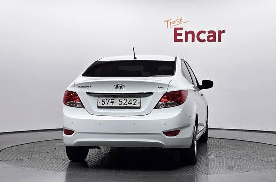 Hyundai Accent 1.6 GDI Top — пробег 35 800 км — фото 4 из 5