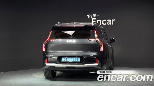 Kia EV9 из Кореи Encar