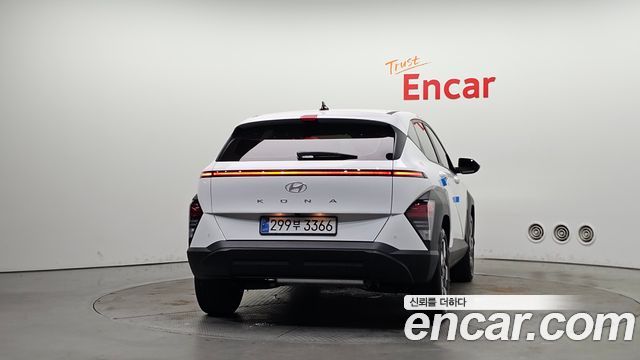 Hyundai Kona Modern Plus — пробег 8 570 км — фото 4 из 5