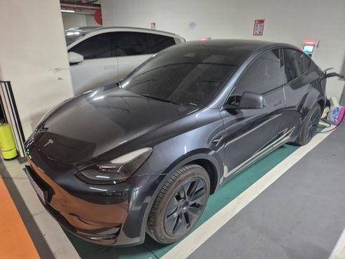 Tesla Model Y RWD — пробег 11 000 км — фото 1 из 5