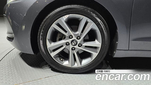 Hyundai AVANTE из Кореи Encar