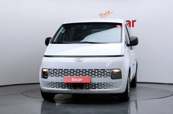 Hyundai Staria Cargo 5-Seater Smart — пробег 73 981 км — фото 3 из 5