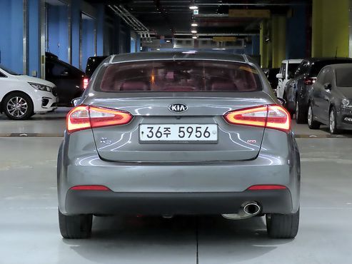 Kia K3 Noblesse — пробег 186 000 км — фото 4 из 5