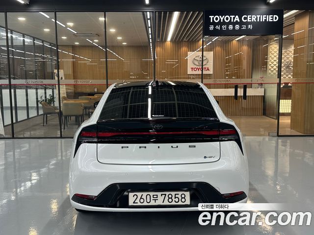 Toyota Prius из Кореи Encar