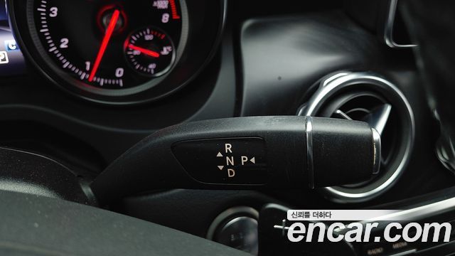 Mercedes-Benz GLA-Class из Кореи Encar