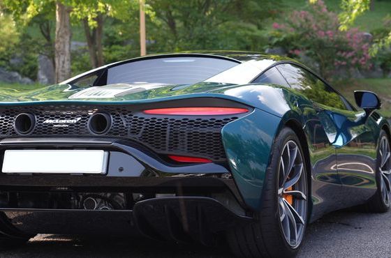 Mclaren Artura 3.0 Coupe — пробег 1 200 км — фото 2 из 5
