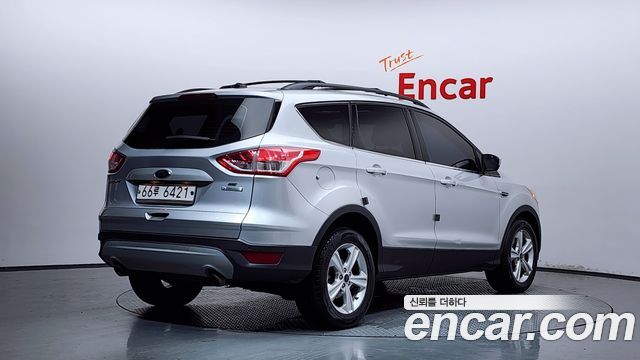 Ford Escape из Кореи Encar
