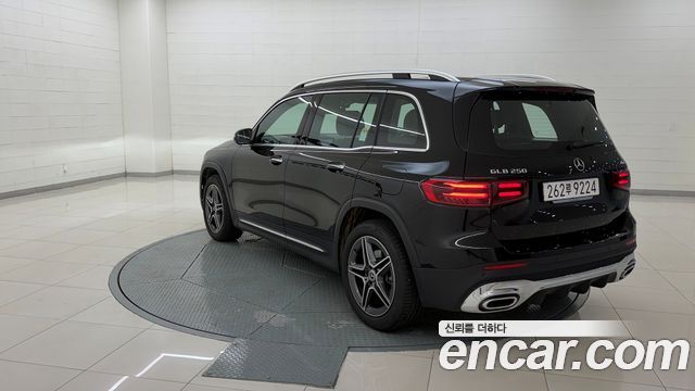 Mercedes-Benz GLB-Class из Кореи Encar
