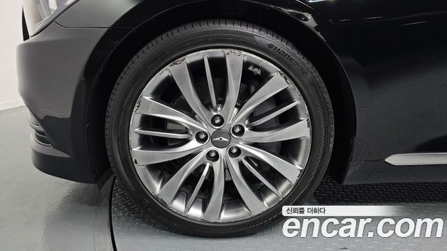 Hyundai Genesis из Кореи Encar