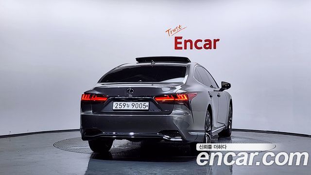 Lexus LS из Кореи Encar