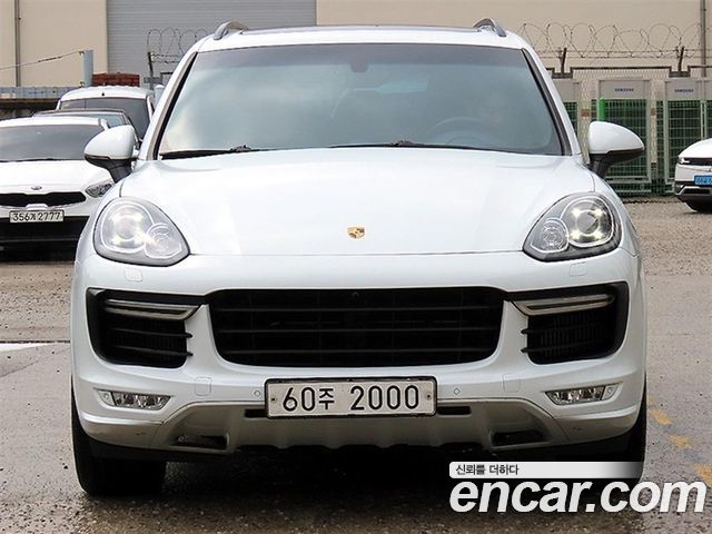 Porsche Cayenne 4.2 S Diesel 958 — пробег 175 161 км — фото 1 из 5