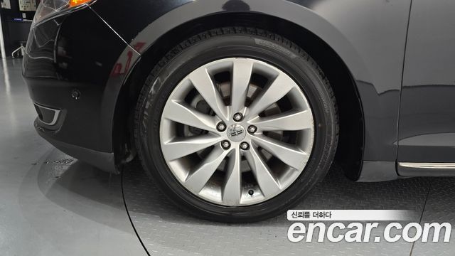 Lincoln MKS из Кореи Encar