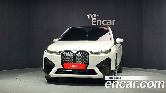 BMW iX из Кореи Encar
