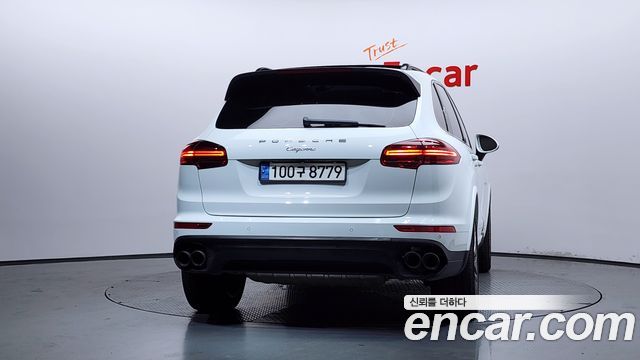 Porsche Cayenne 3.0 Diesel Platium Edition 958 — пробег 154 147 км — фото 4 из 5