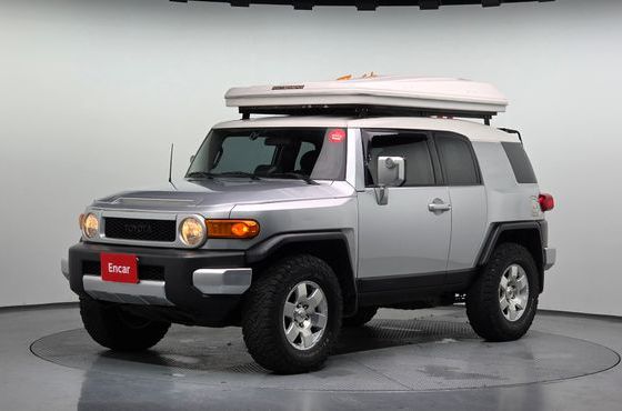 Toyota FJ Cruiser 4WD V6 — пробег 262 363 км — фото 1 из 5