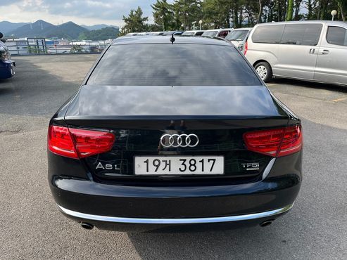 Audi A8 3.0 TFSI Quattro LWB D4 — пробег 178 633 км — фото 4 из 5