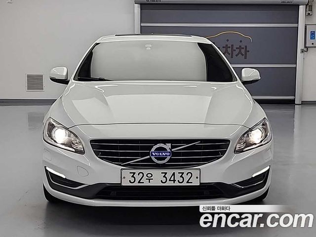 Volvo S60 D2 2nd — пробег 112 933 км — фото 2 из 5
