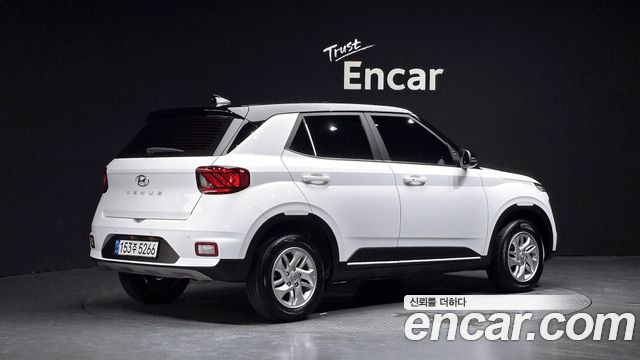 Hyundai Venue из Кореи Encar