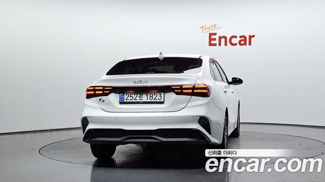 Kia K3 из Кореи Encar