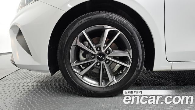 Kia K3 из Кореи Encar