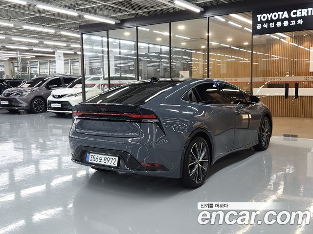 Toyota Prius из Кореи Encar
