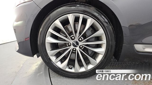 Kia K9 из Кореи Encar