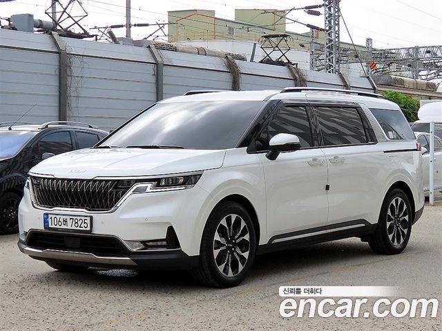 Kia Carnival 9-Seater Noblesse — пробег 32 278 км — фото 2 из 5