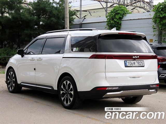 Kia Carnival 9-Seater Noblesse — пробег 32 278 км — фото 3 из 5
