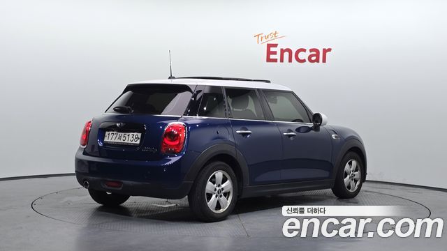 Mini Cooper из Кореи Encar
